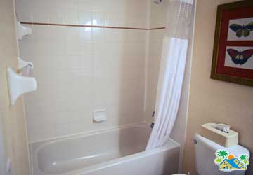 Master en-suite (1)