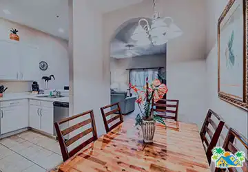Dining area (3)